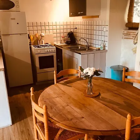 לינה וארוחת בוקר La Belle Verte