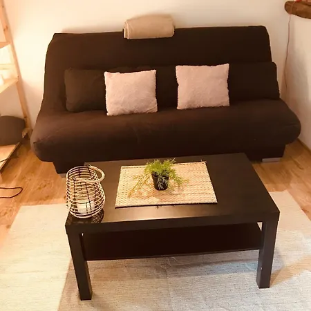 לינה וארוחת בוקר La Belle Verte 3*