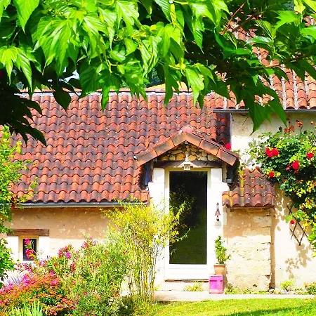 La Belle Verte לינה וארוחת בוקר Grignols (Dordogne)