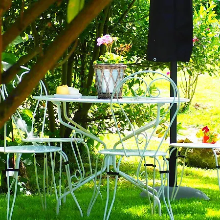 לינה וארוחת בוקר La Belle Verte